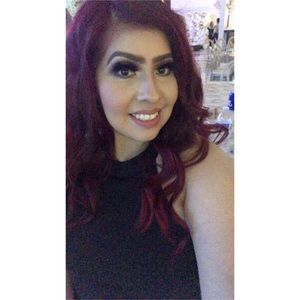 Meet your Posher, Vanessa